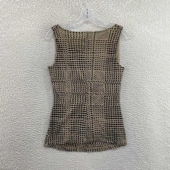 New York & Company Tan Beige Pattern Mesh V-Neck Sleeveless Top Womens M Medium - Picture 2 of 6